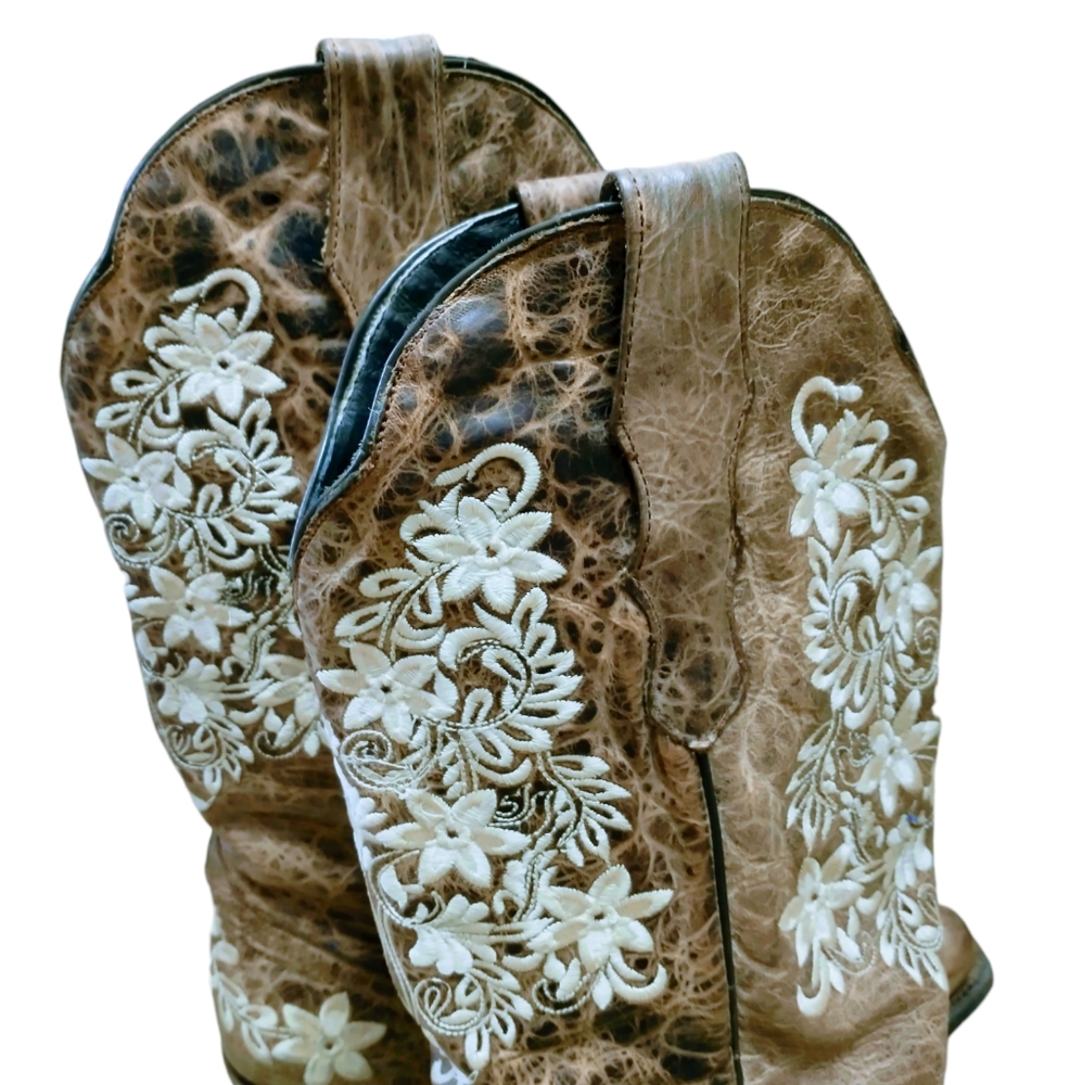 Moreria (Leather) Embroidered Floral Women's Western Boots. Size/9.5 - Picture 4 of 15
